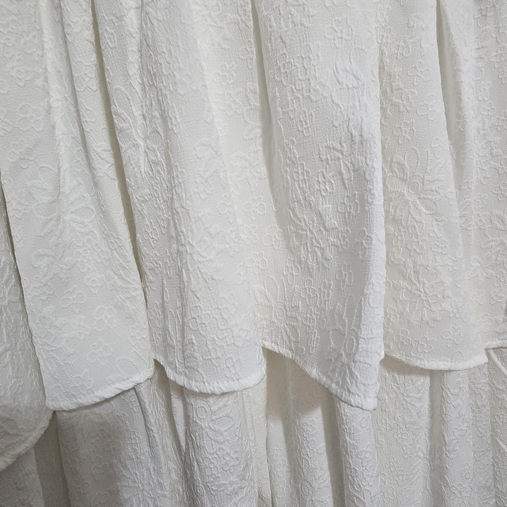 ARULA White Dress - Picture 4 of 6